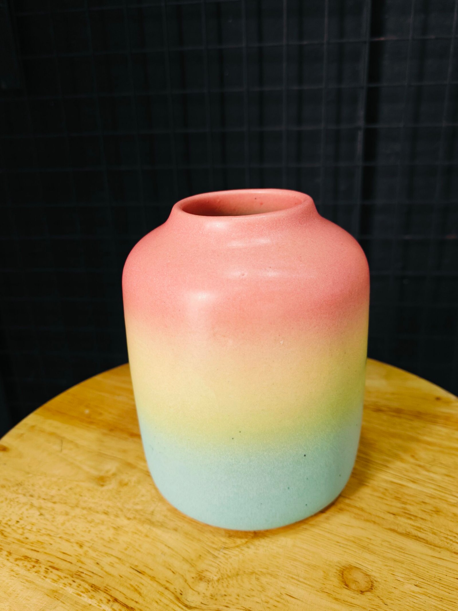 Ceramic Vase with Three Shade