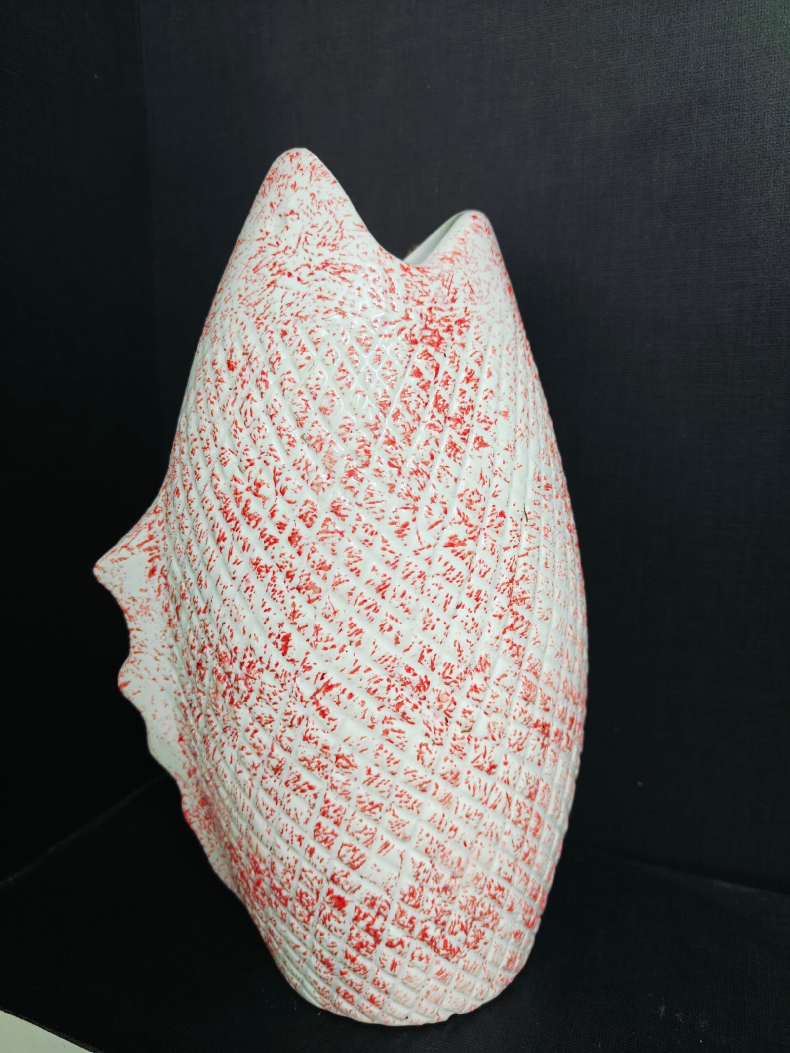 Ceramic Fish Vase (10") : White & Pink