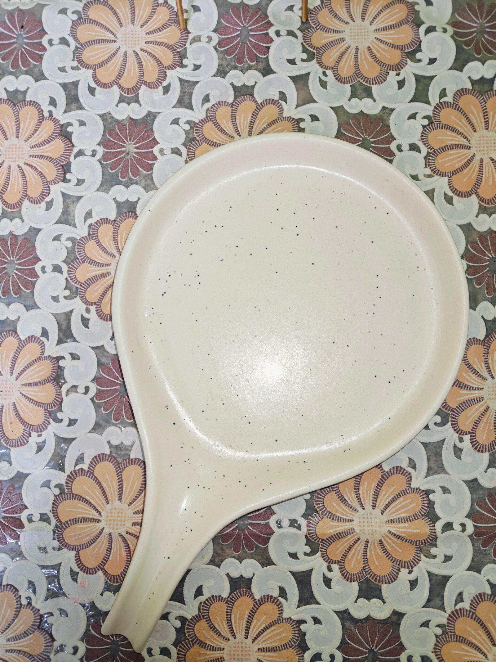 Ceramic Platter with Handle : Matte White - Image 2
