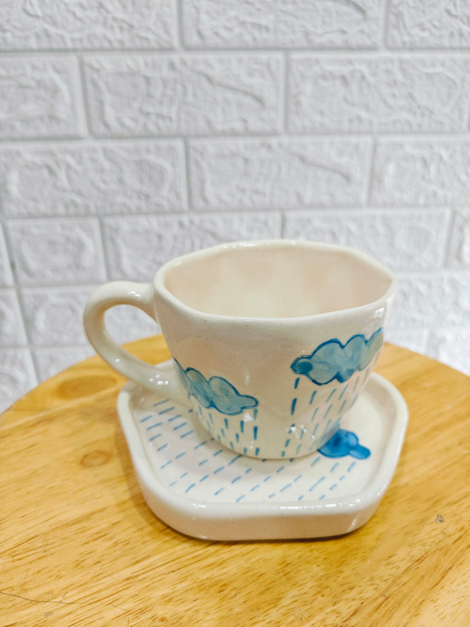 Ceramic Mug with Saucer :Monsoon Print(200ml)