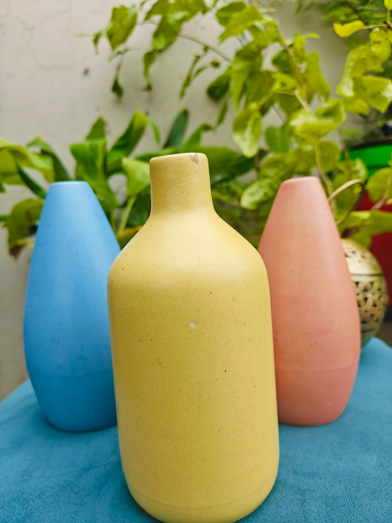 Ceramic Vase Set: Colorful and Versatile Décor