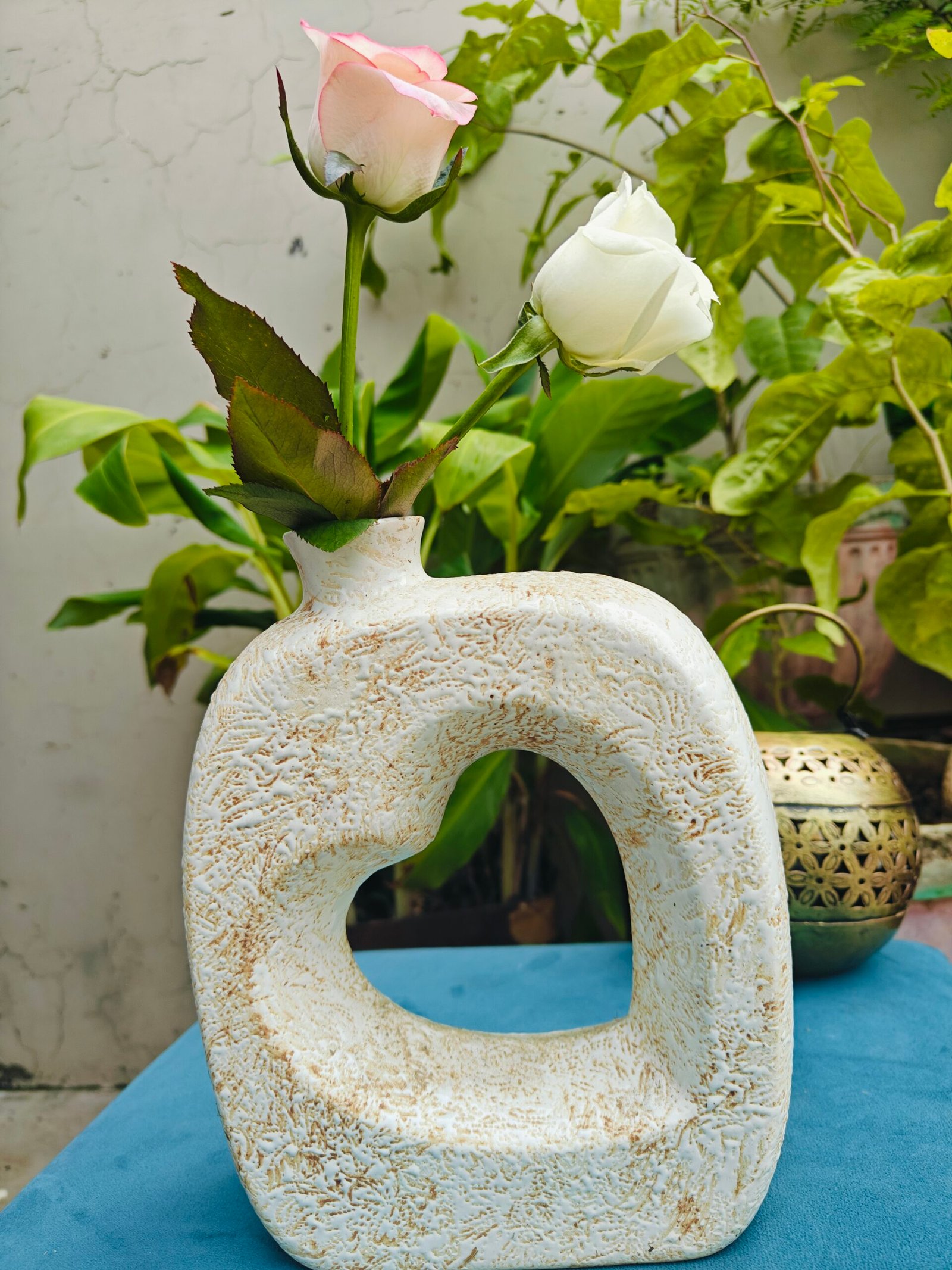 Ceramic Heart Vase: Brown Texture(9")