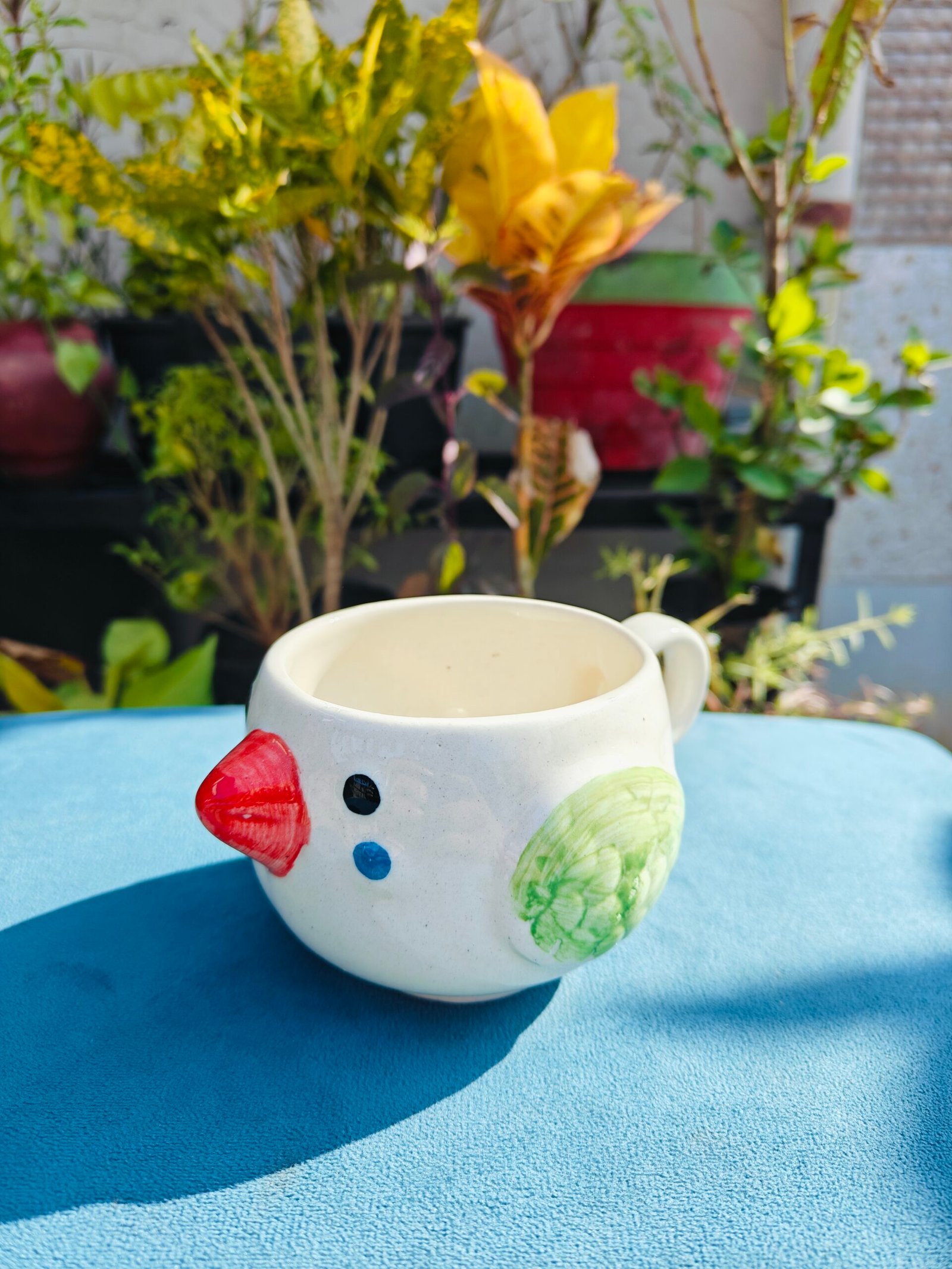 Bird Design Ceramic Mug with Saucer in Green