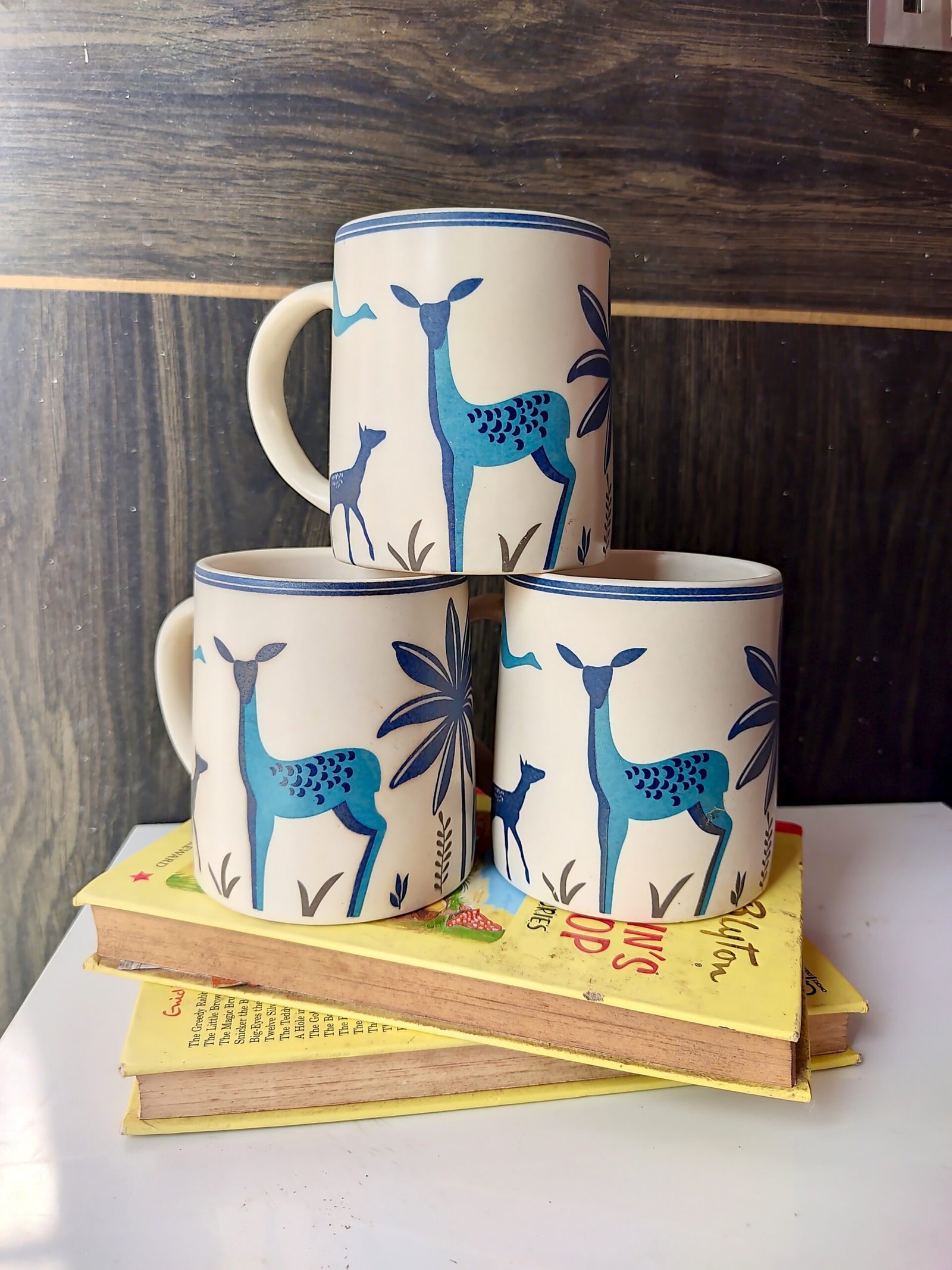 Ceramic Coffee Mug with Deer Design (300ml)